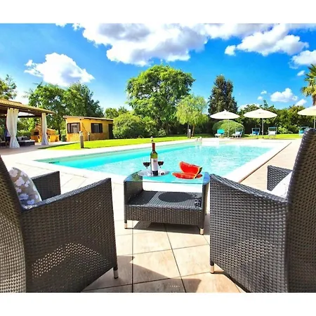 Paradiso Villa *